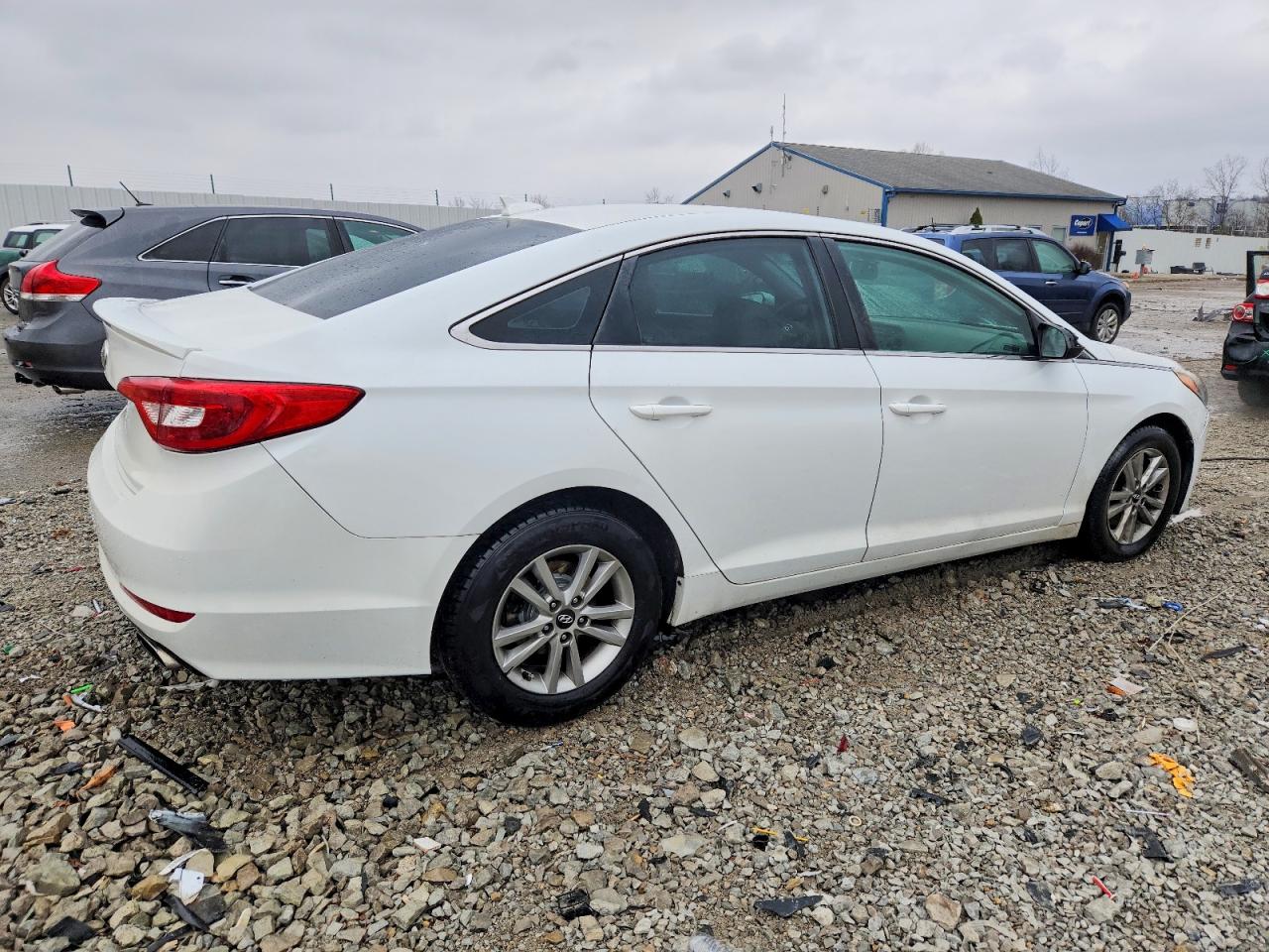 2015 HYUNDAI SONATA SE photo 3