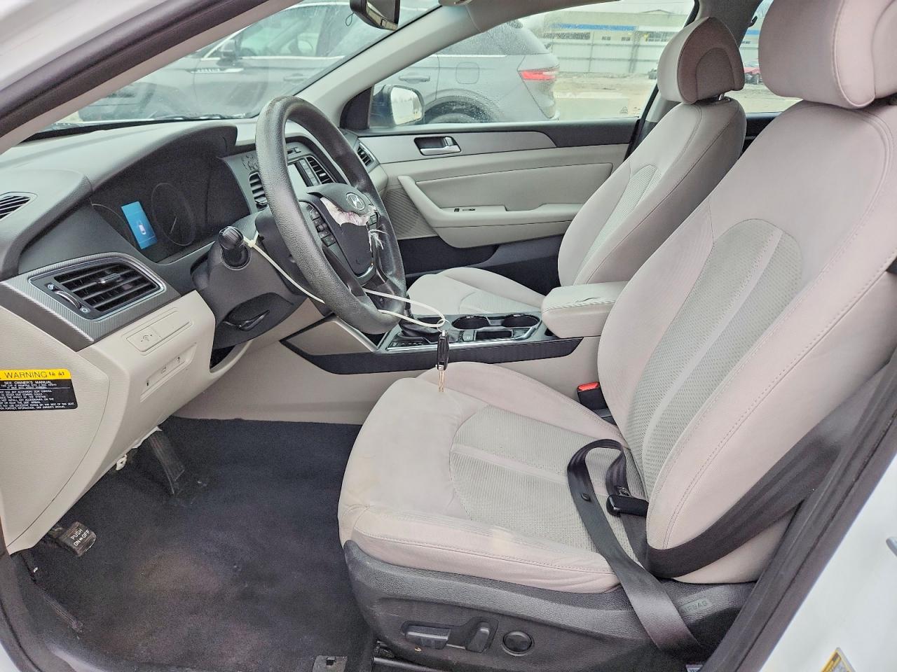 2015 HYUNDAI SONATA SE photo 7
