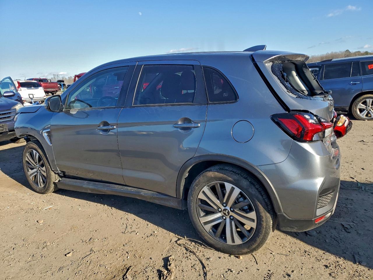 2025 MITSUBISHI OUTLANDER SPORT S photo 2
