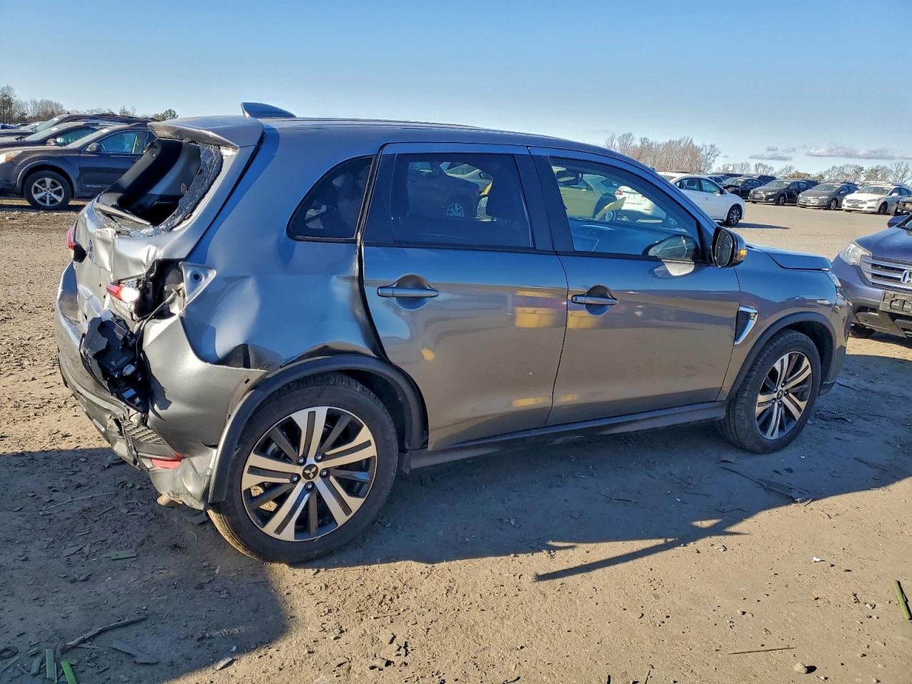 2025 MITSUBISHI OUTLANDER SPORT S photo 3