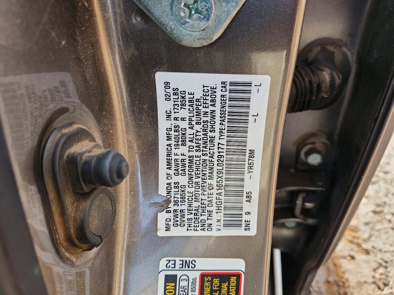 2009 HONDA CIVIC LX photo 12