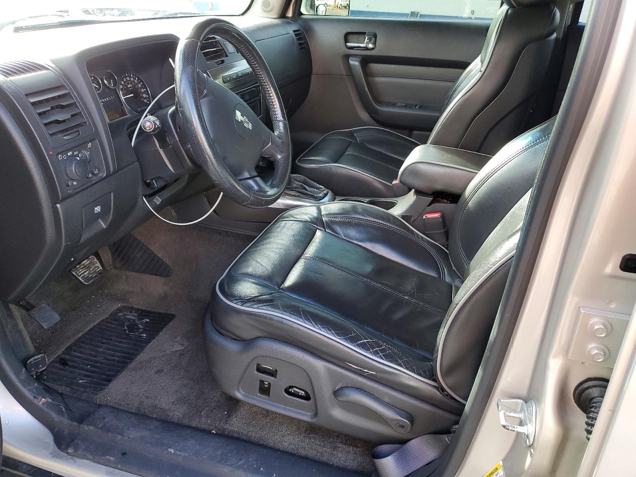 2006 HUMMER H3 photo 7