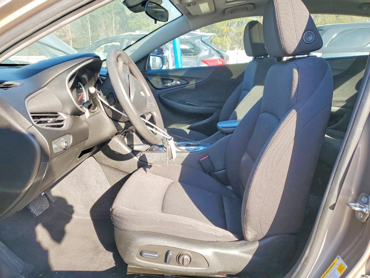 2023 CHEVROLET MALIBU LT photo 13