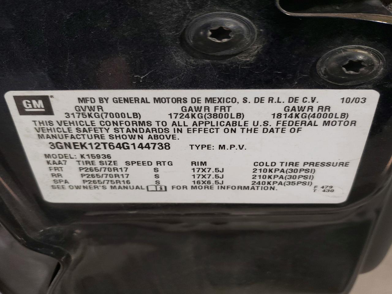 2004 CHEVROLET AVALANCHE K1500 photo 12