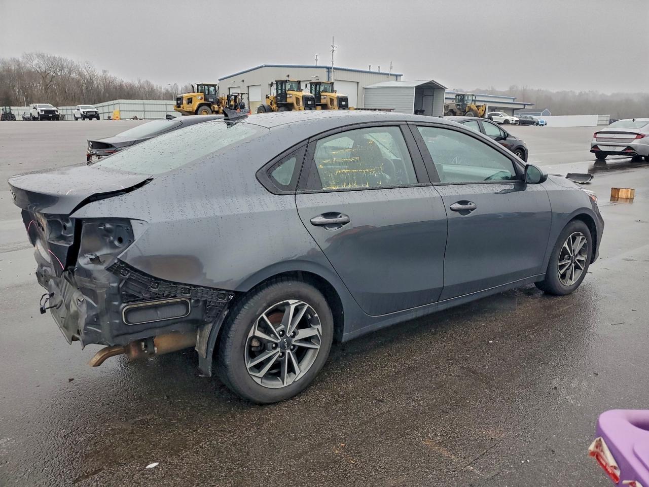 2023 KIA FORTE LX photo 3