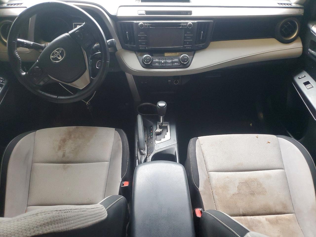 2017 TOYOTA RAV4 XLE photo 8