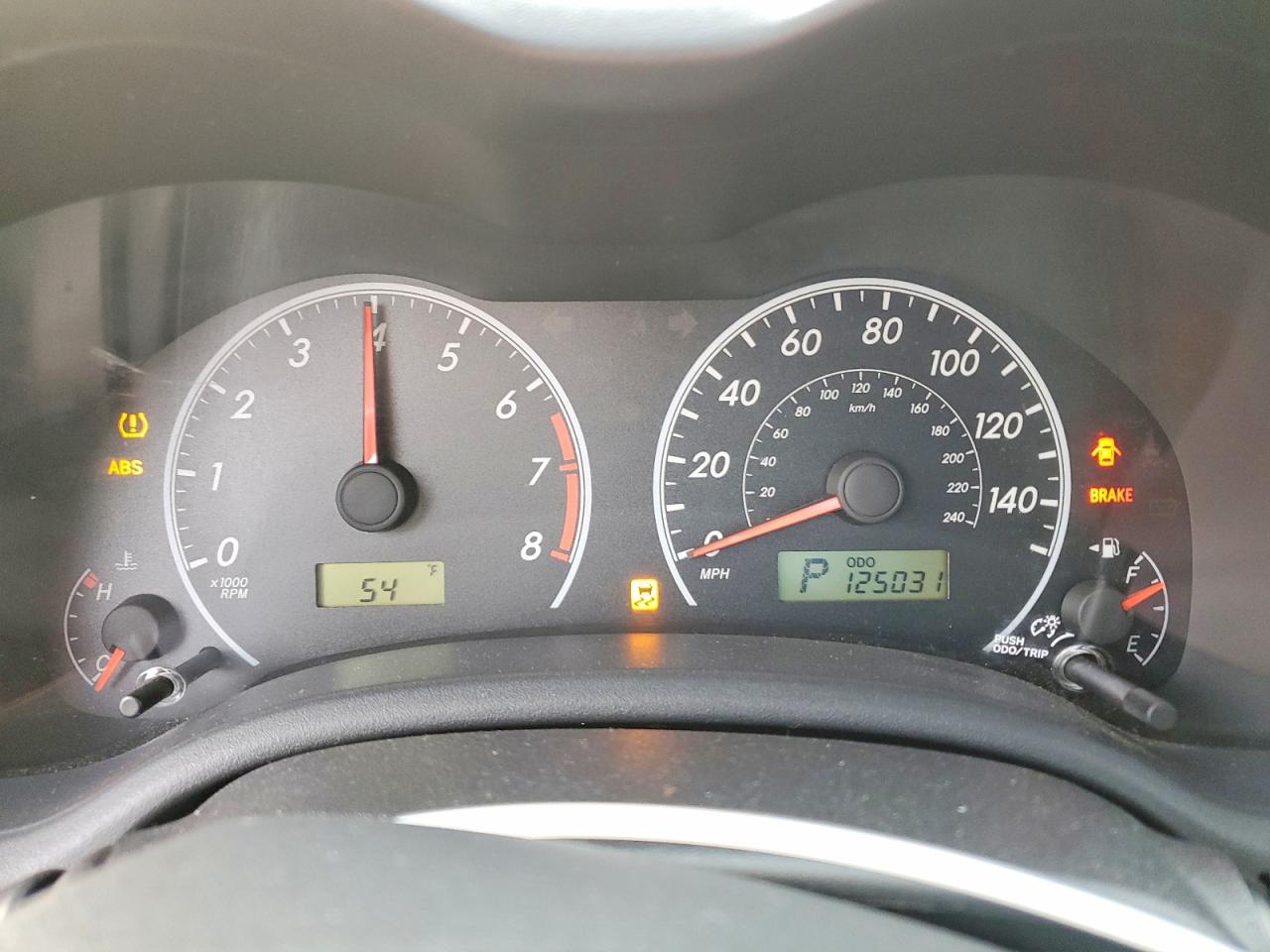 2013 TOYOTA COROLLA photo 9