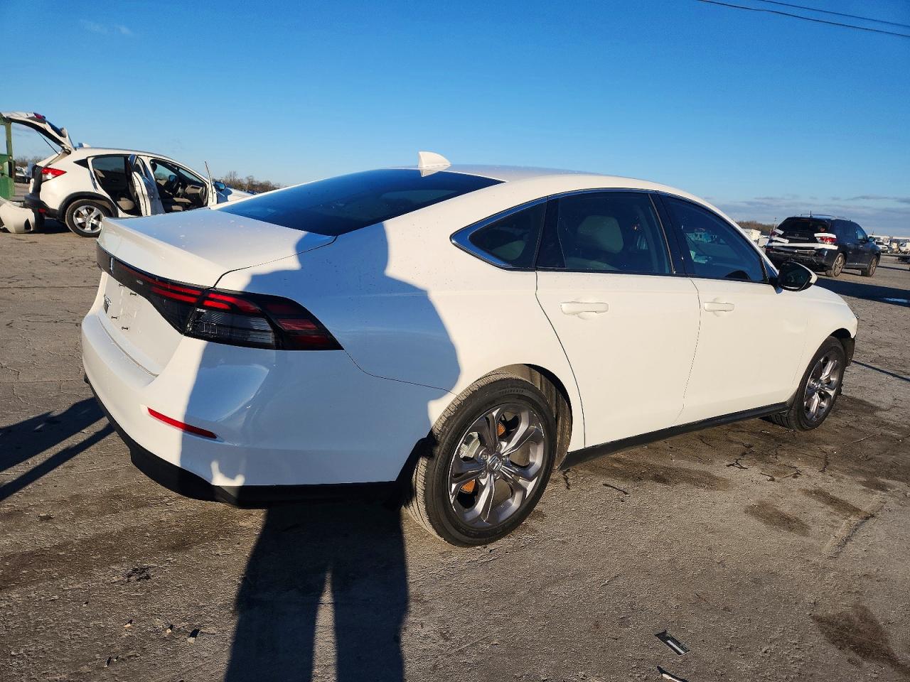 2024 HONDA ACCORD EX photo 3