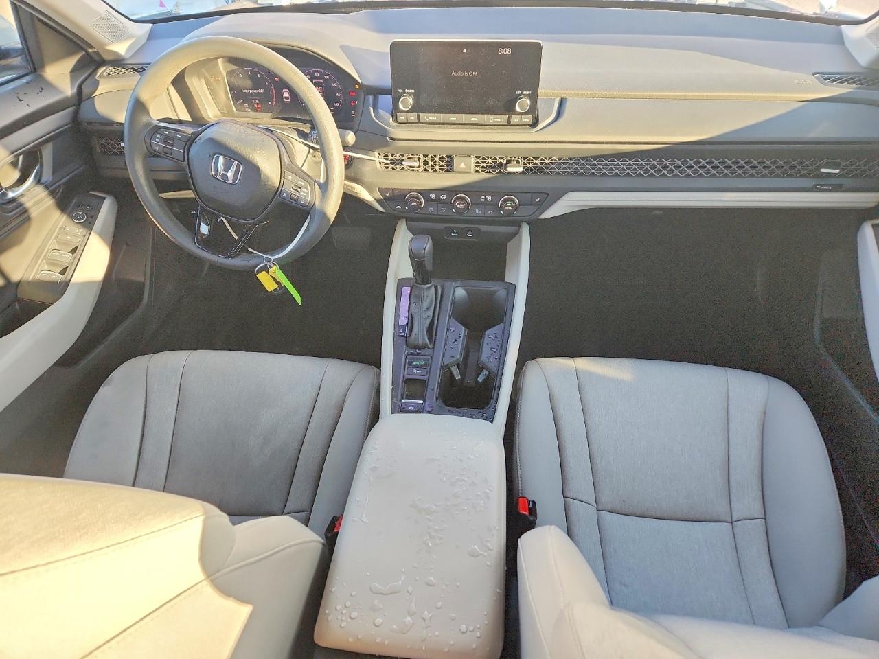 2024 HONDA ACCORD EX photo 8