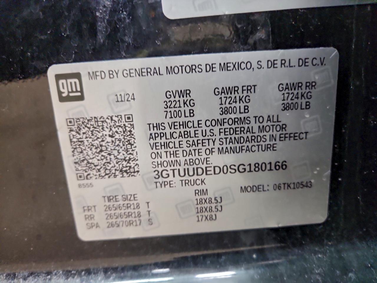 2025 GMC SIERRA K1500 SLT photo 12