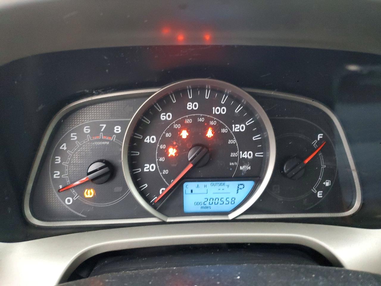 2013 TOYOTA RAV4 LE photo 9