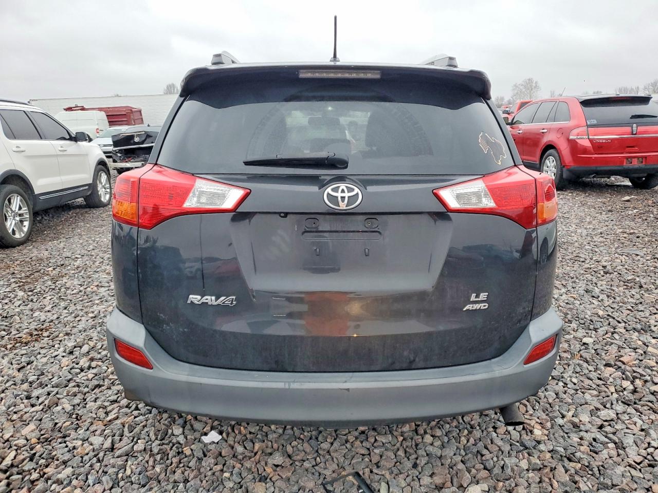 2013 TOYOTA RAV4 LE photo 6