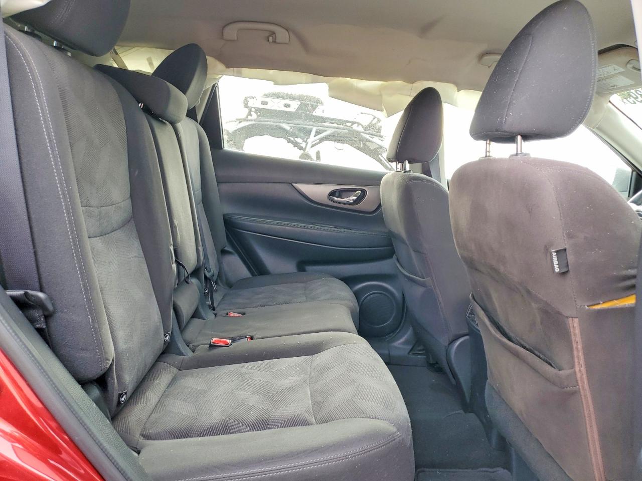 2016 NISSAN ROGUE S photo 11