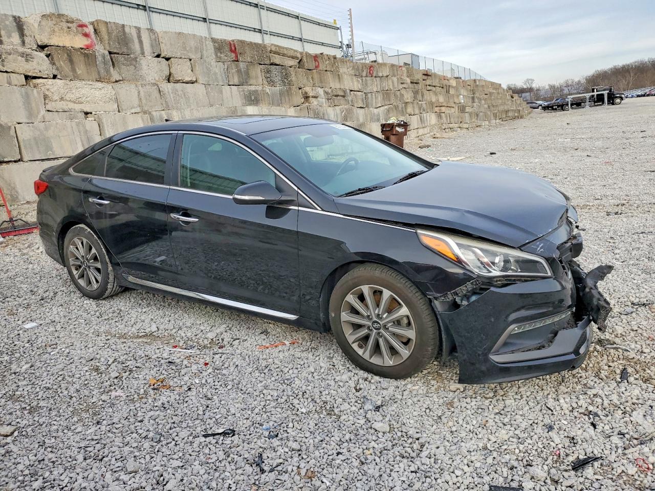 2016 HYUNDAI SONATA SPORT photo 4