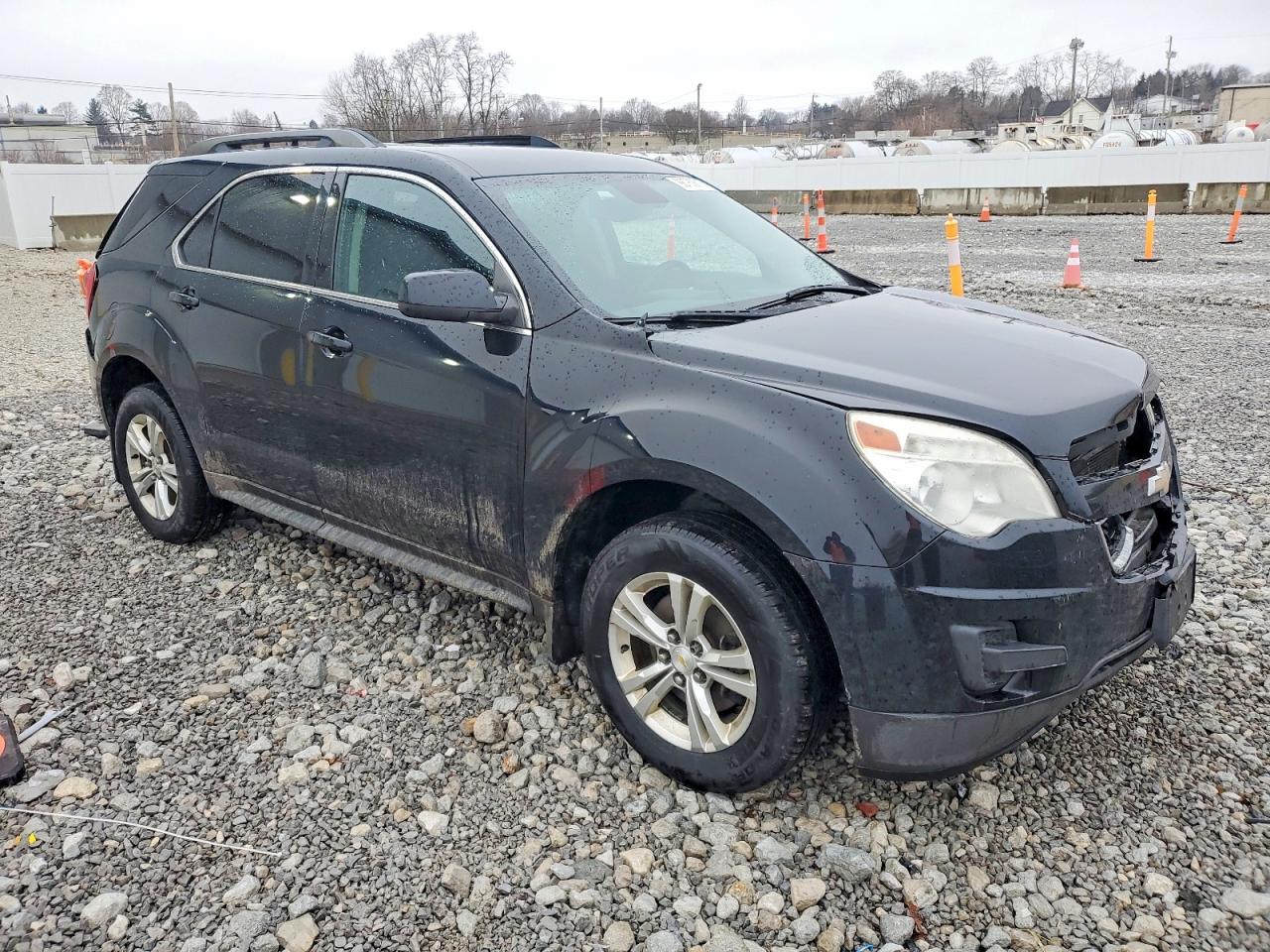 2015 CHEVROLET EQUINOX LT photo 4