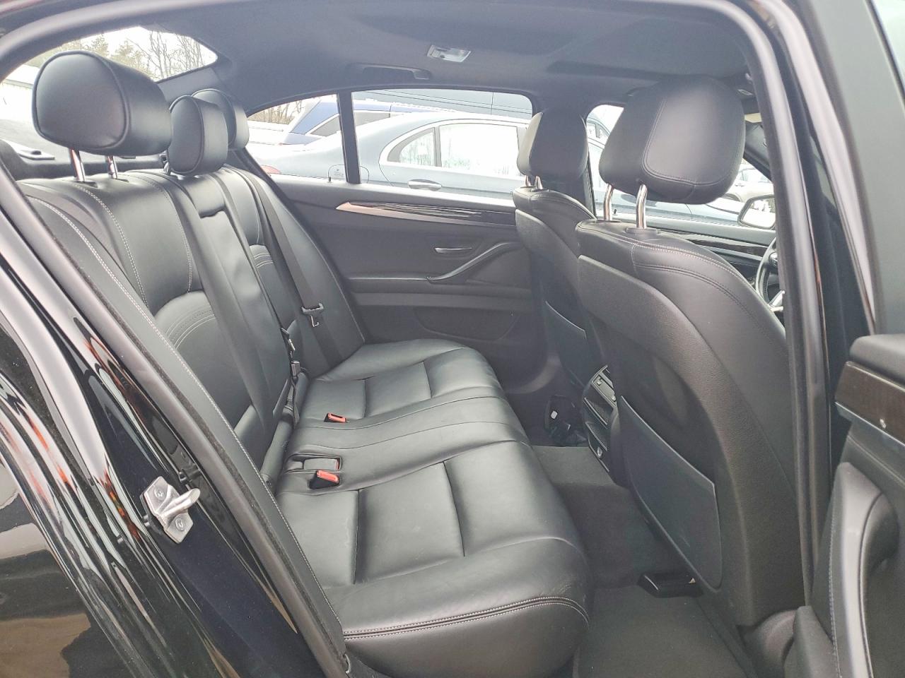 2016 BMW 528 XI photo 10