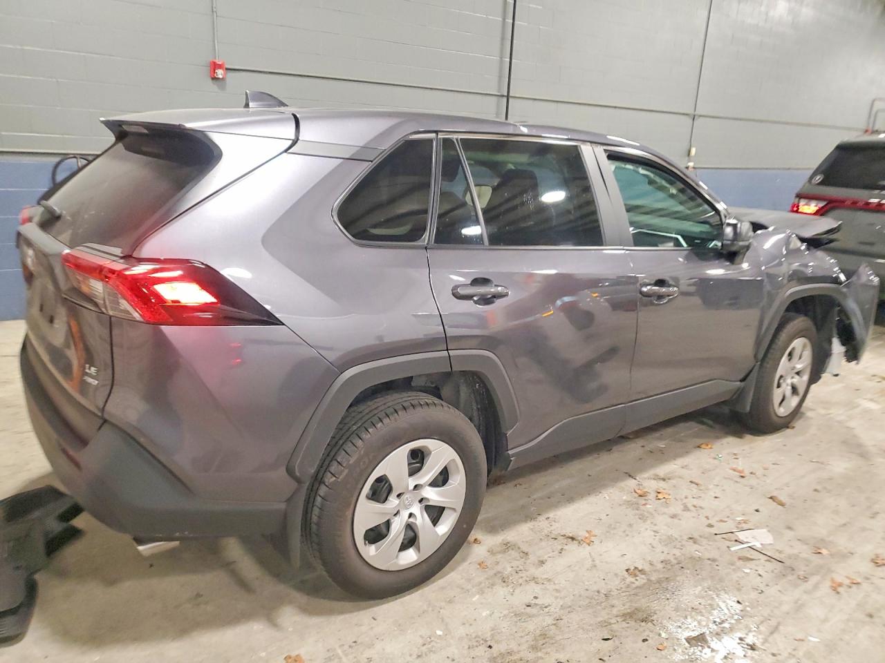 2024 TOYOTA RAV4 LE photo 3