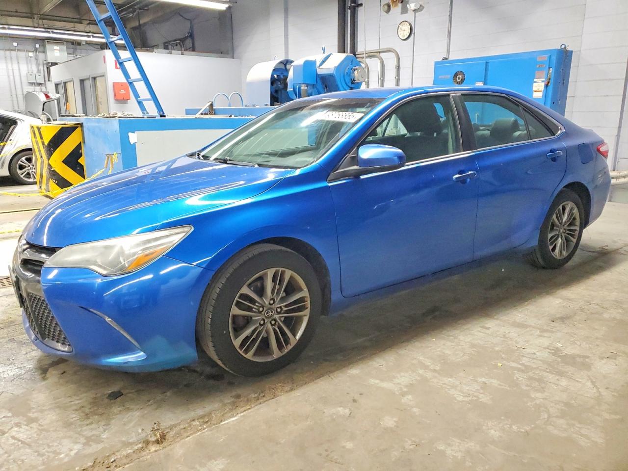 2017 TOYOTA CAMRY