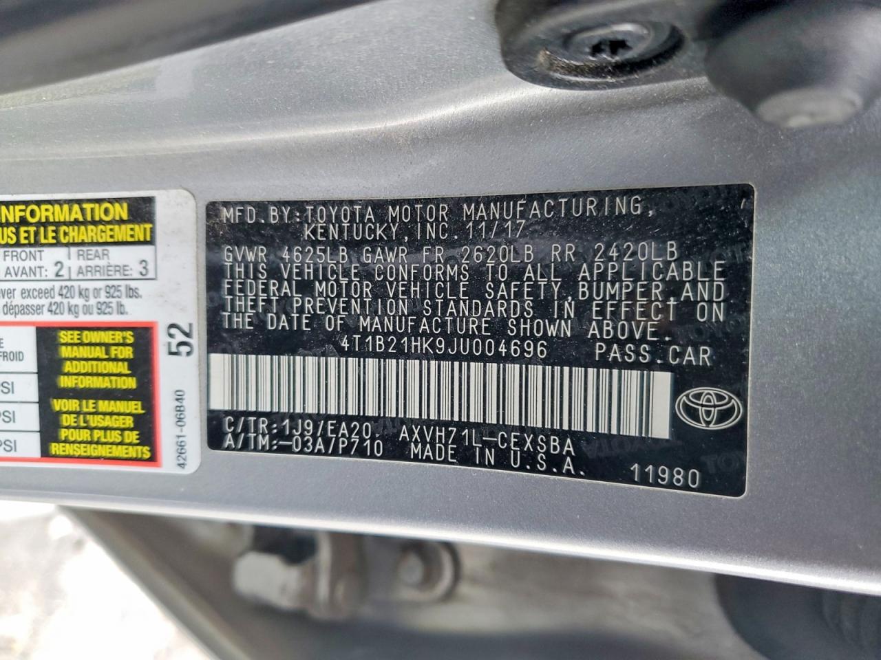 2018 TOYOTA CAMRY HYBRID photo 12