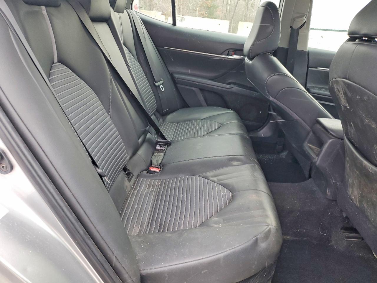2018 TOYOTA CAMRY HYBRID photo 10