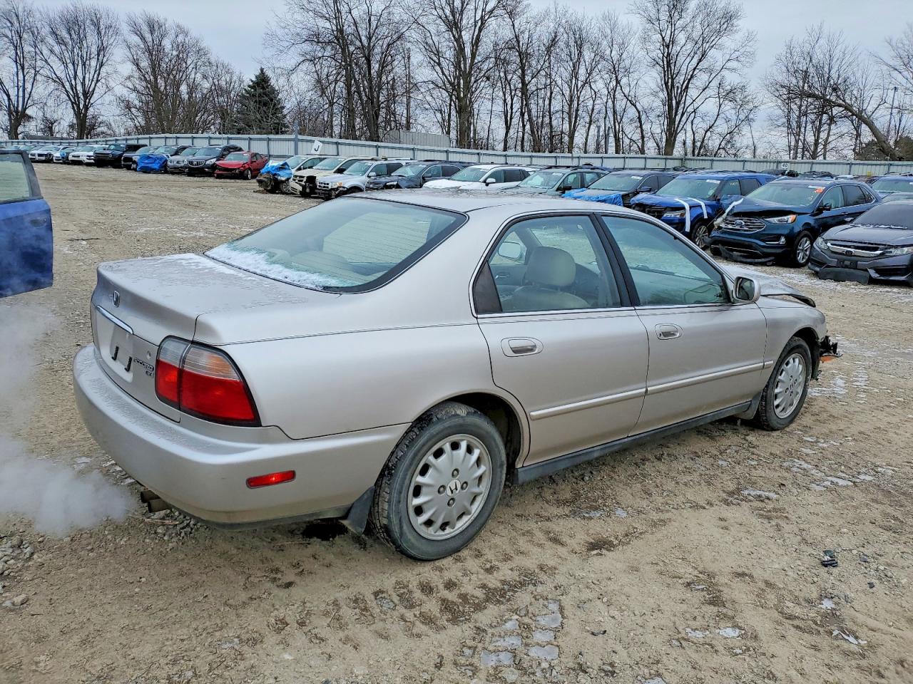 1997 HONDA ACCORD EX photo 3