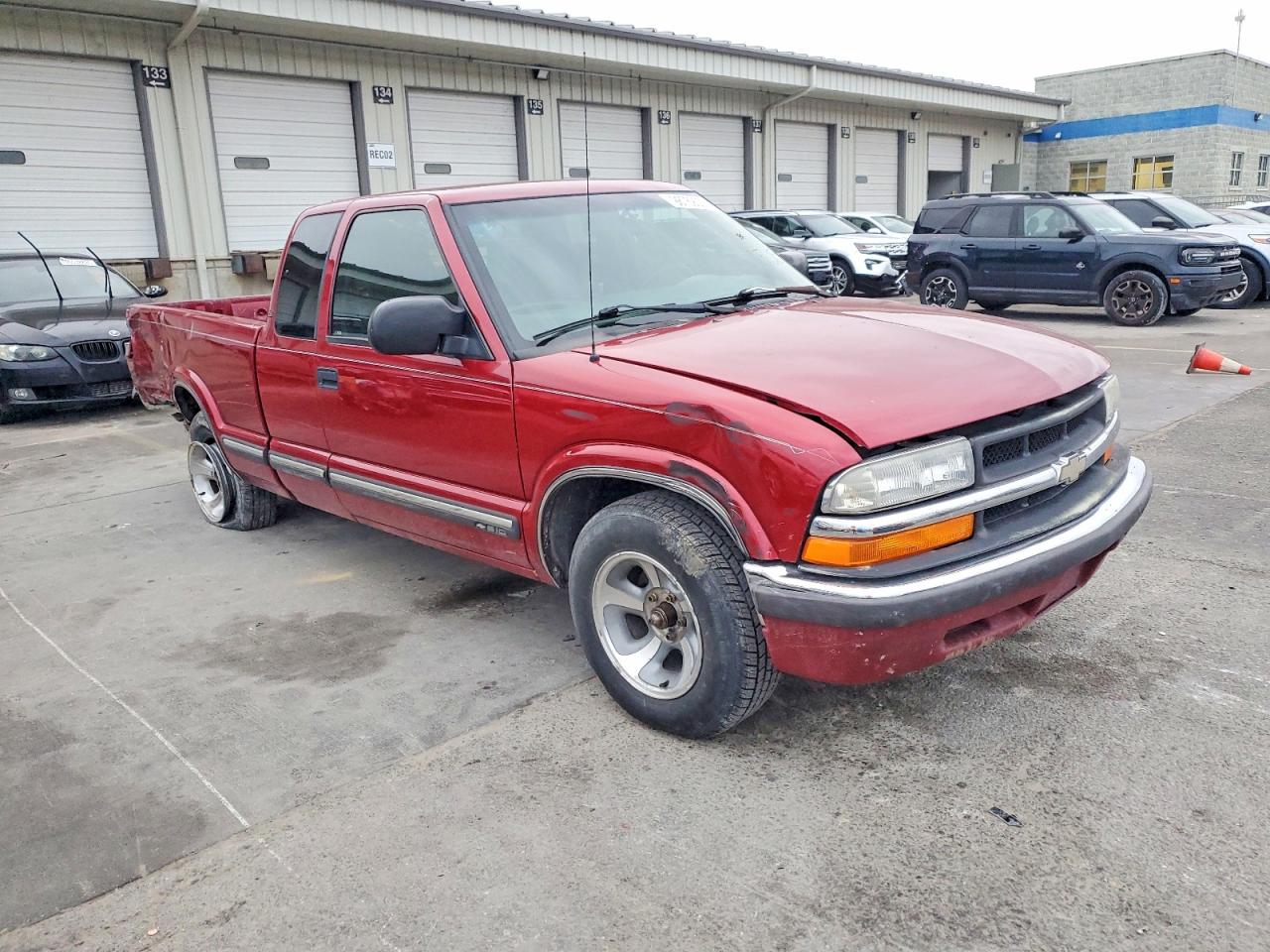2001 CHEVROLET S TRUCK S10 photo 4