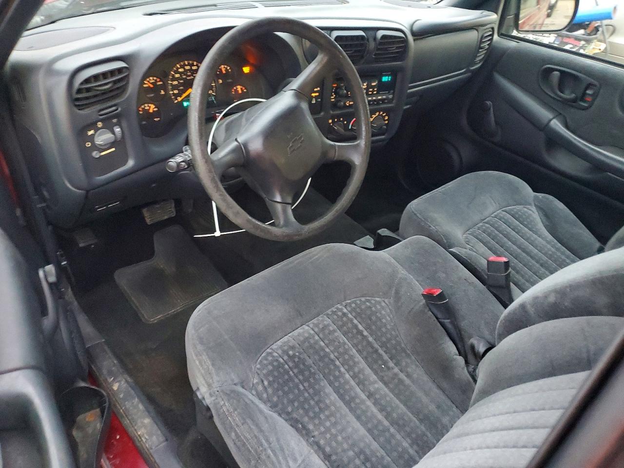 2001 CHEVROLET S TRUCK S10 photo 8