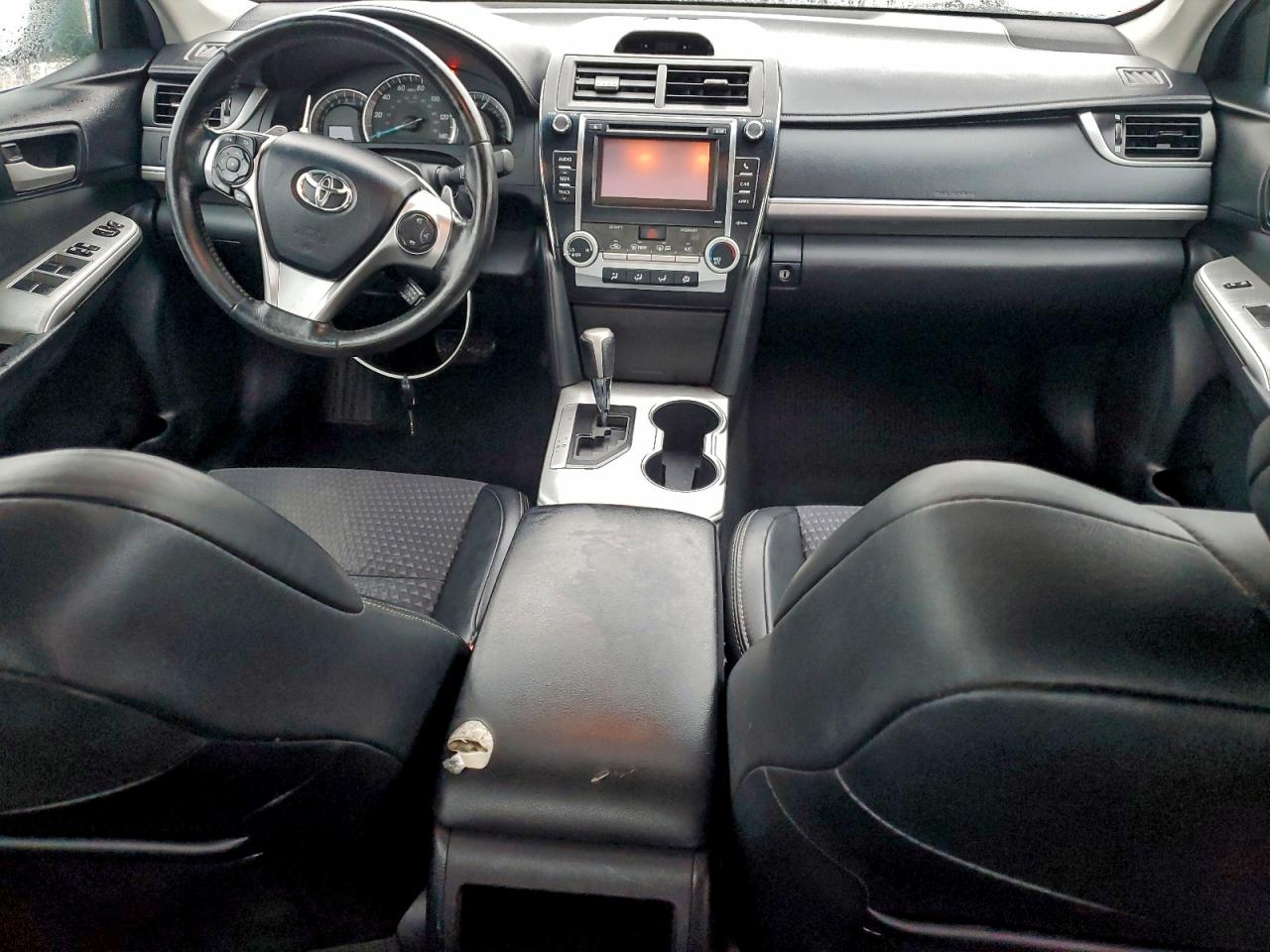 2012 TOYOTA CAMRY BASE photo 8