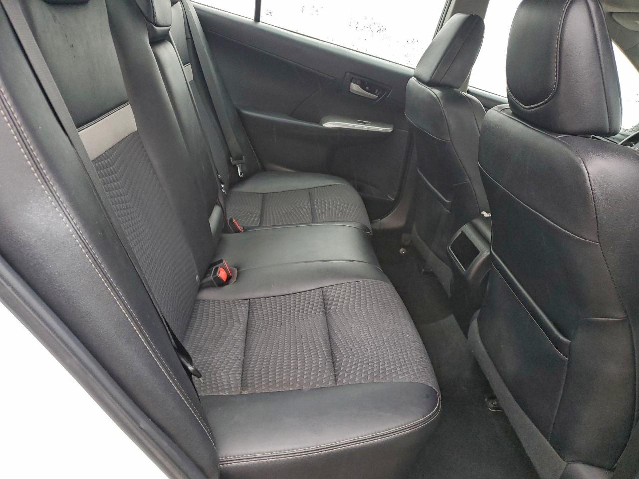 2012 TOYOTA CAMRY BASE photo 10