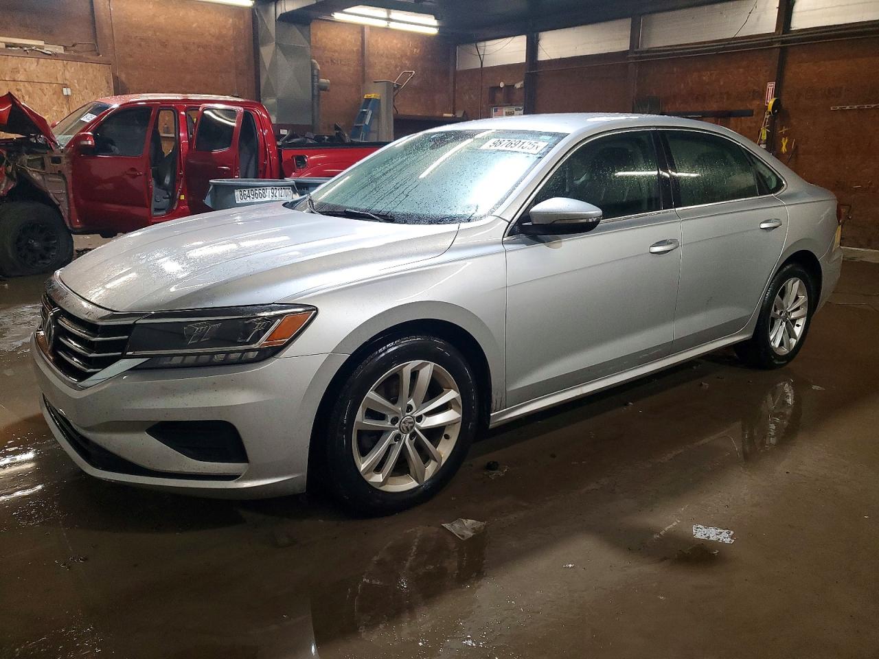 2020 VOLKSWAGEN PASSAT