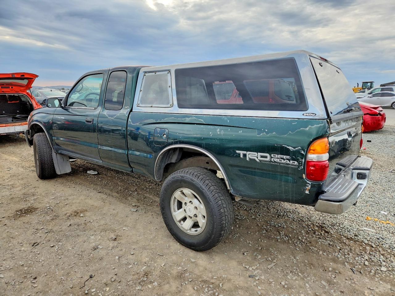 2000 TOYOTA TACOMA XTRACAB PRERUNNER photo 2