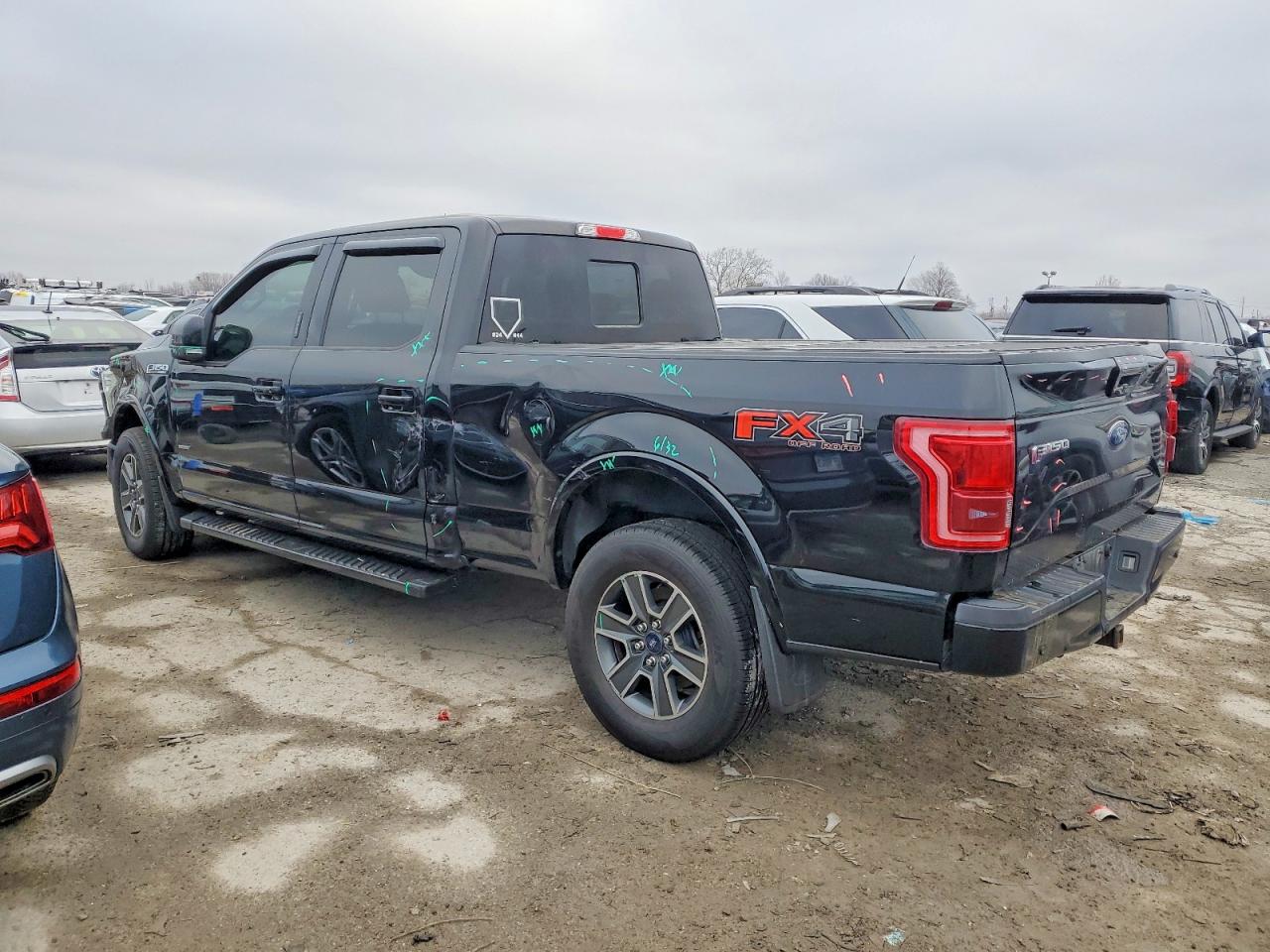 2016 FORD F150 SUPERCREW photo 2