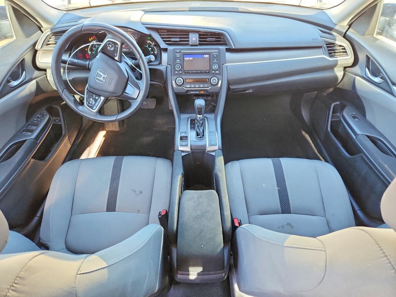 2020 HONDA CIVIC LX photo 8