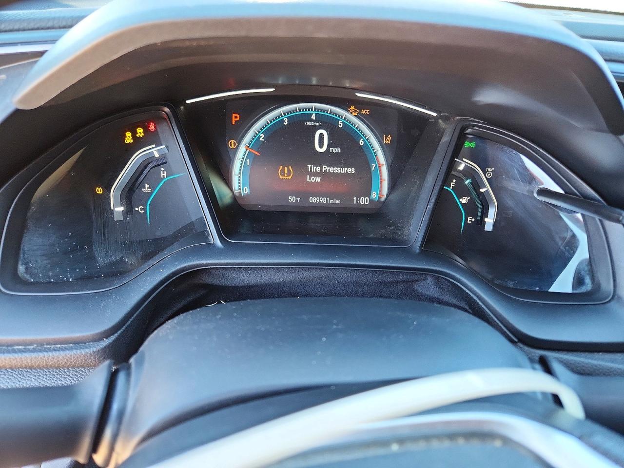 2020 HONDA CIVIC LX photo 9