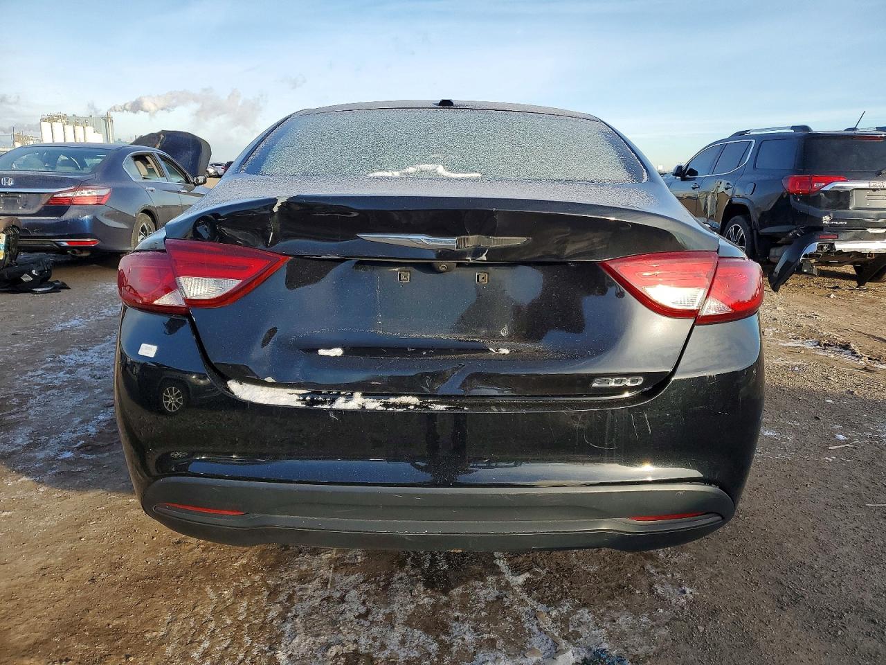 2015 CHRYSLER 200 LIMITED photo 6