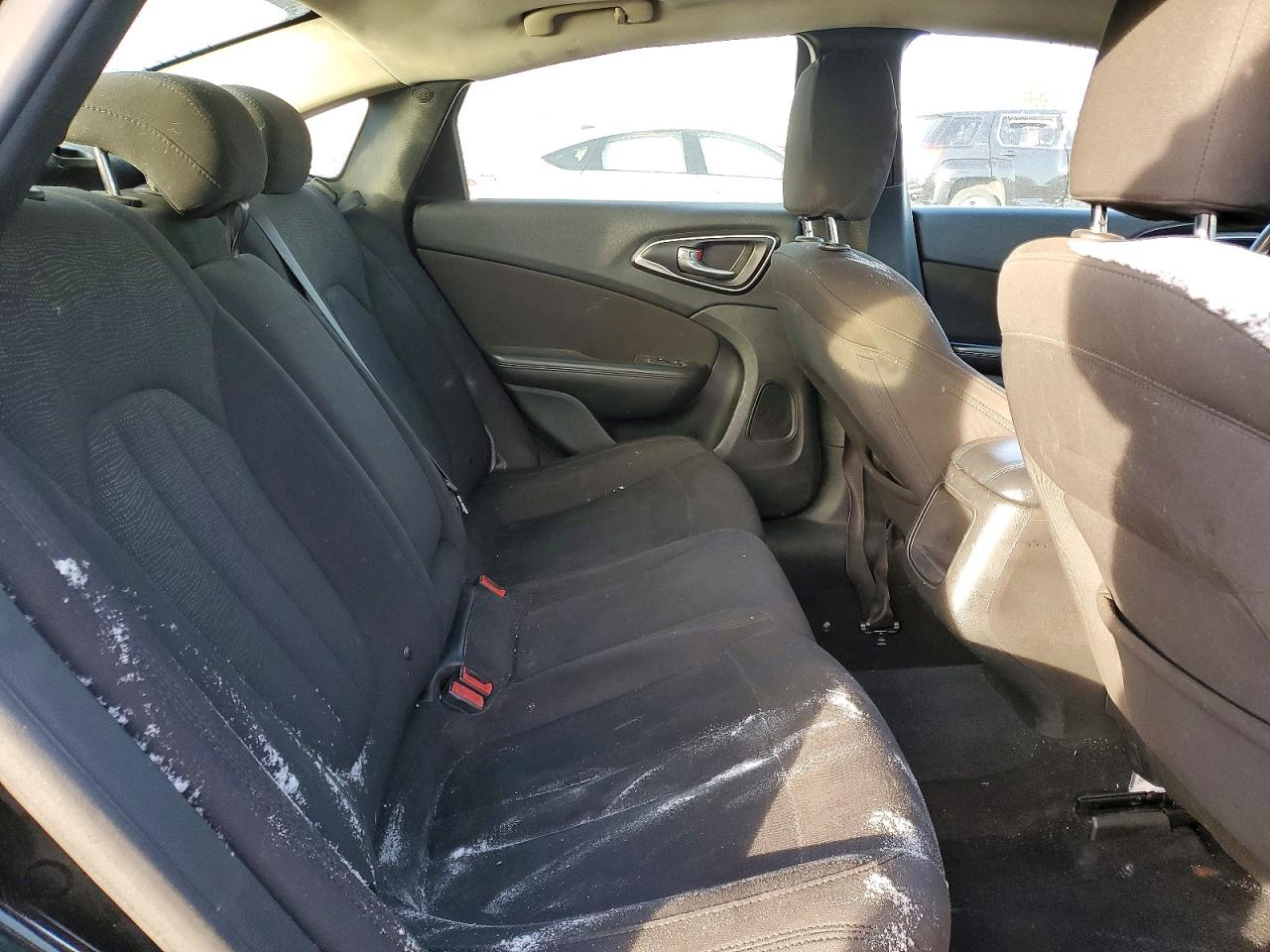 2015 CHRYSLER 200 LIMITED photo 10
