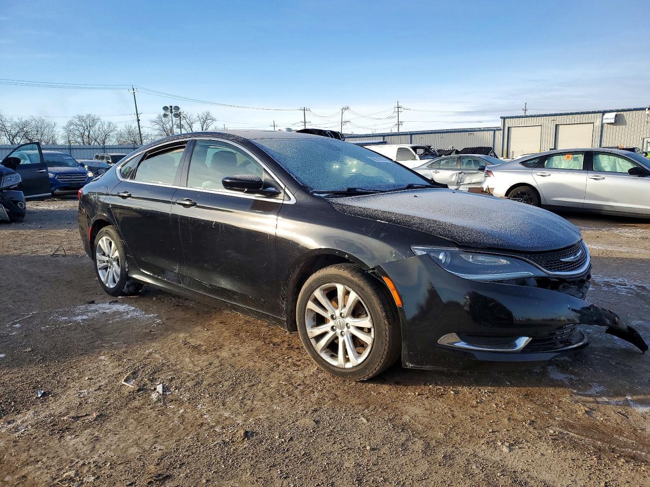 2015 CHRYSLER 200 LIMITED photo 4