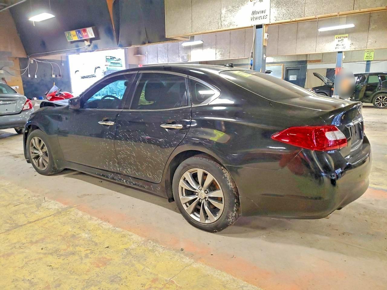 2013 INFINITI M37 X photo 2