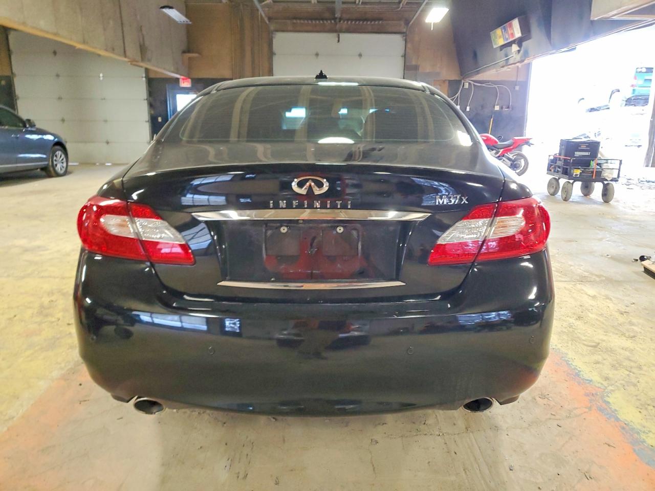 2013 INFINITI M37 X photo 6