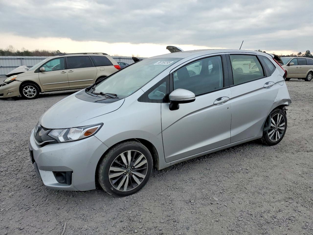 2016 HONDA FIT