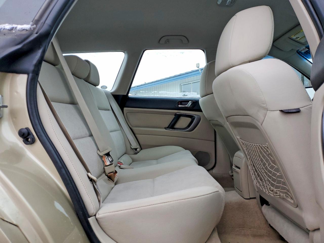 2008 SUBARU OUTBACK photo 11