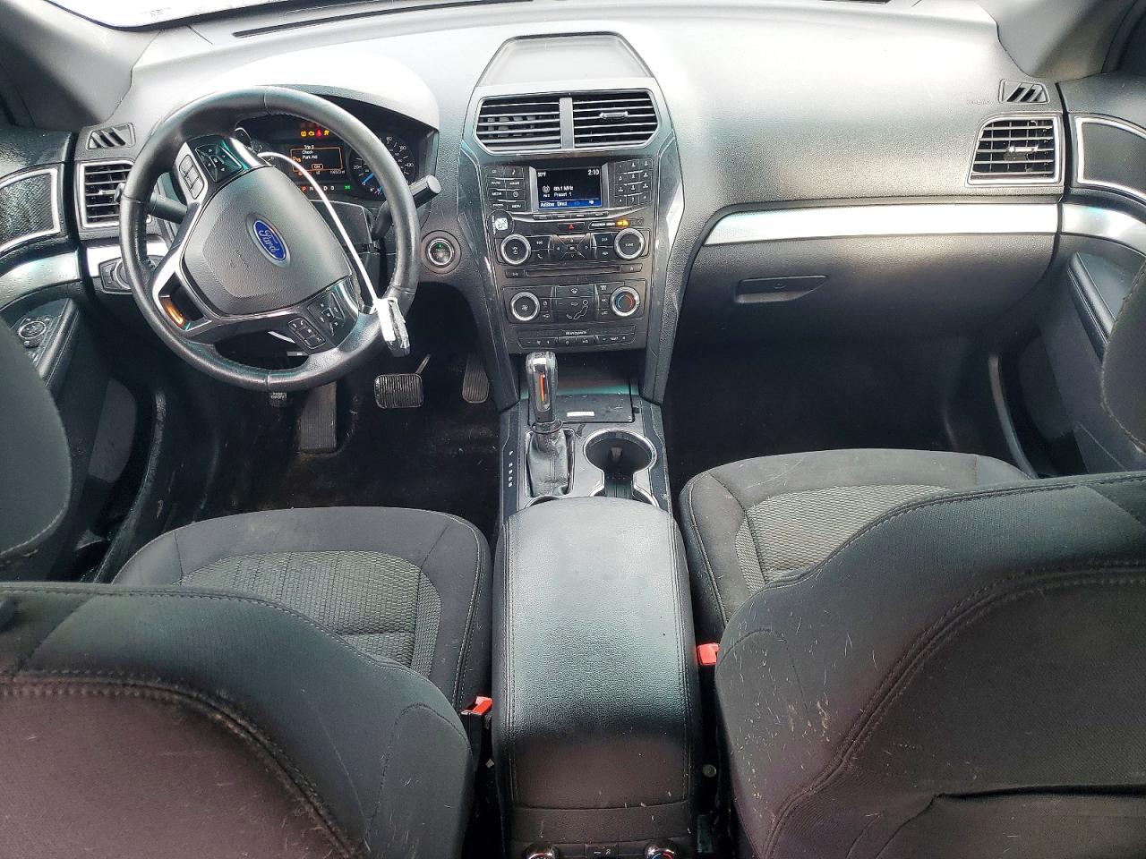 2016 FORD EXPLORER XLT photo 8