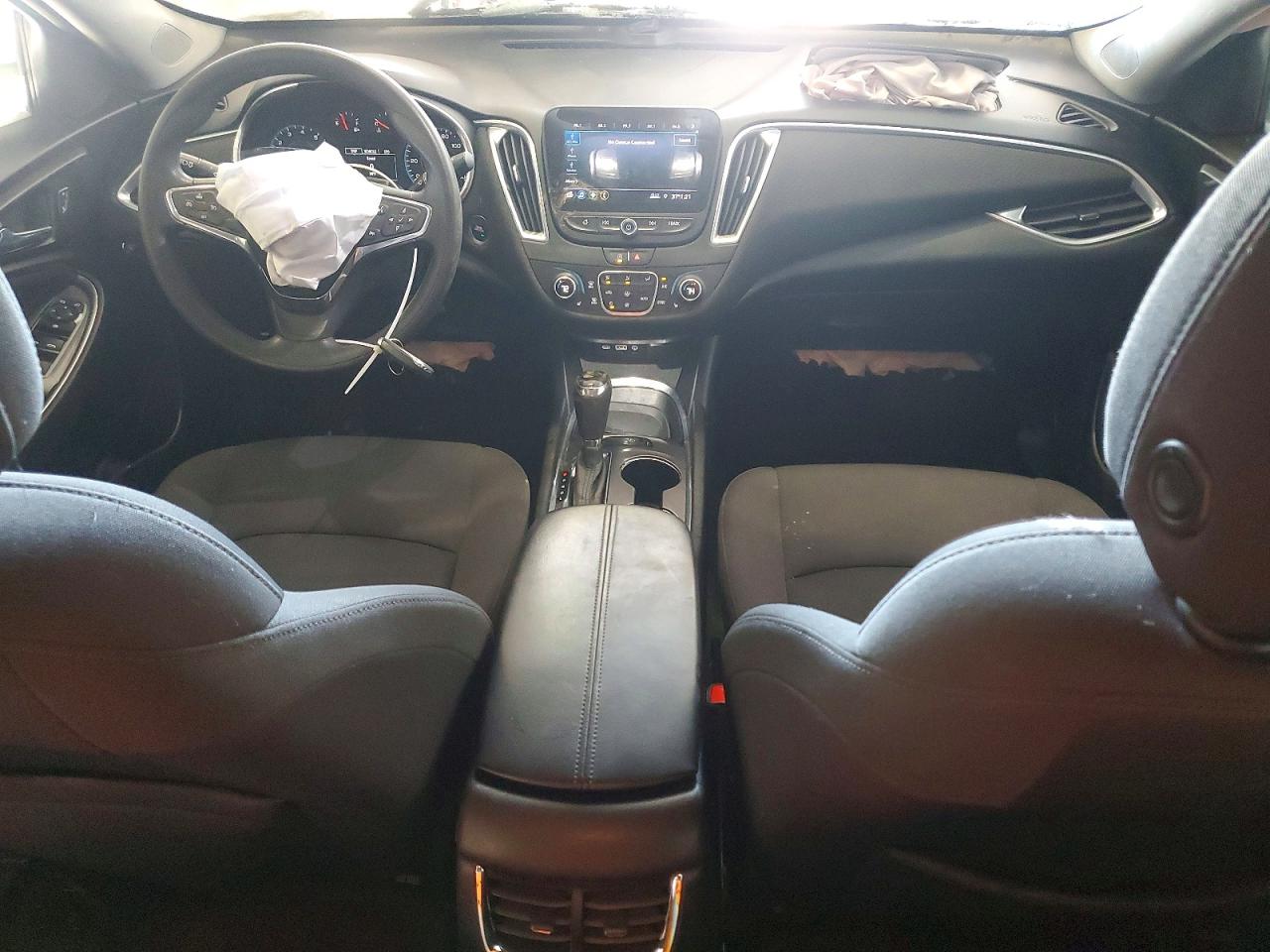 2020 CHEVROLET MALIBU LT photo 8