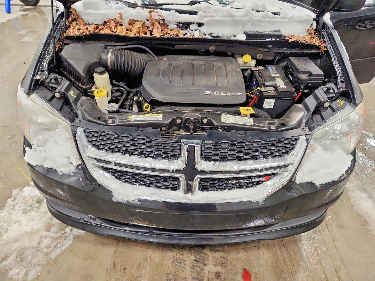 2013 DODGE GRAND CARAVAN SE photo 12