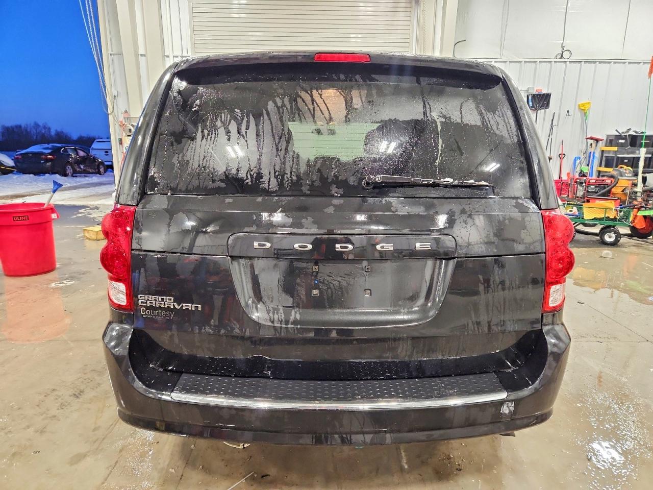 2013 DODGE GRAND CARAVAN SE photo 6