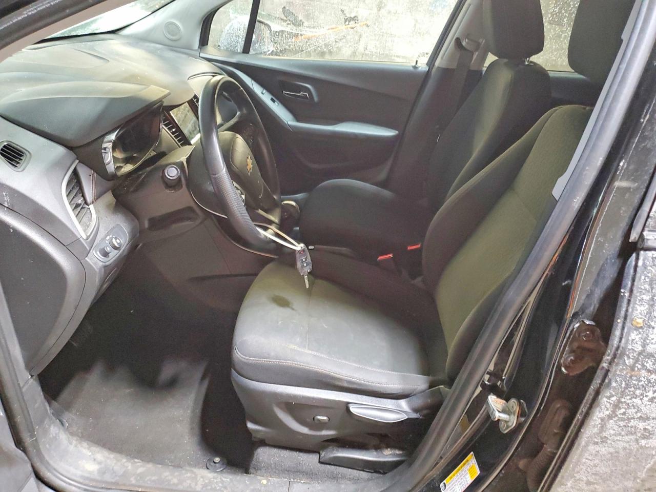 2019 CHEVROLET TRAX LS photo 13