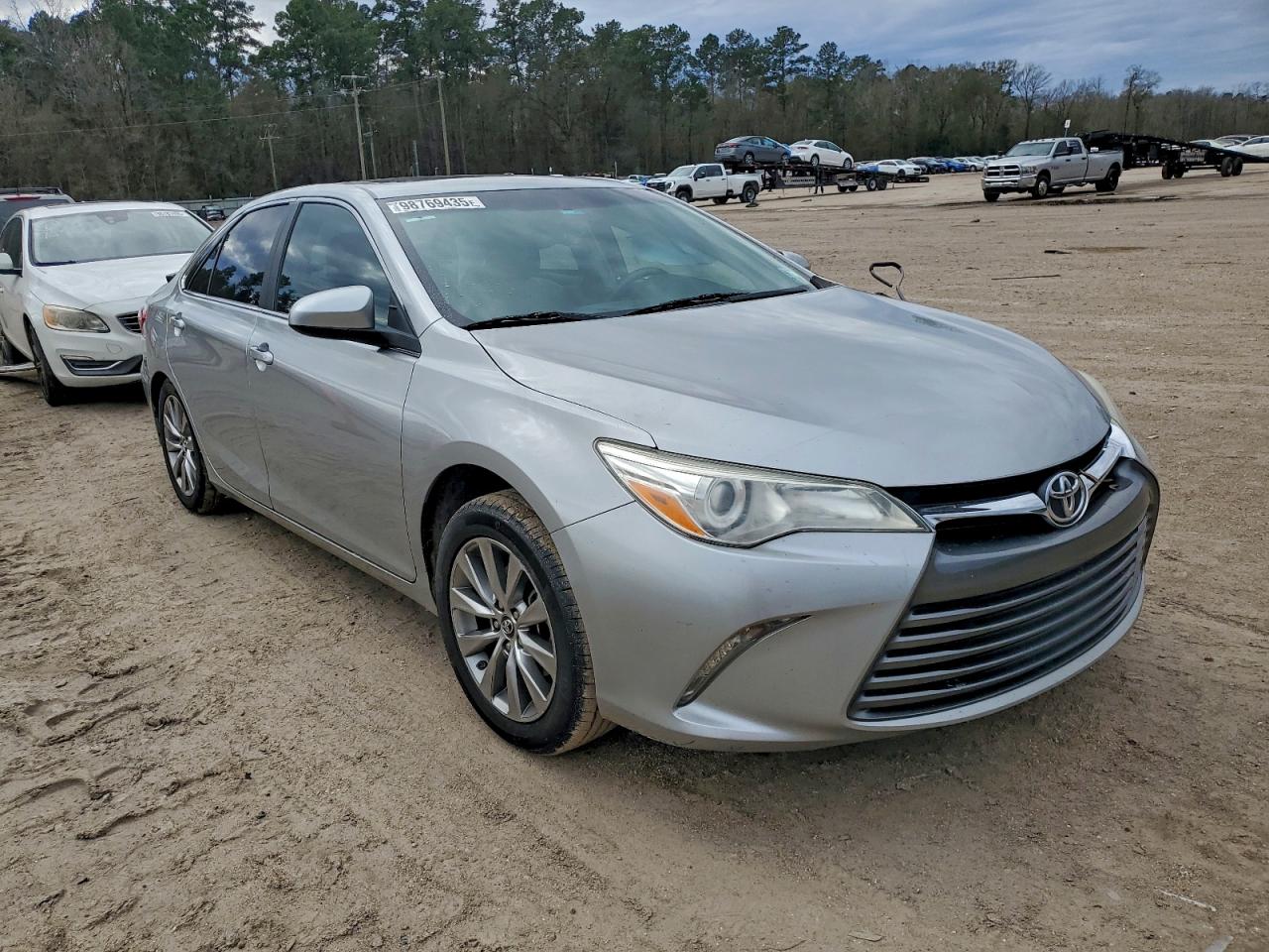 2017 TOYOTA CAMRY LE photo 13