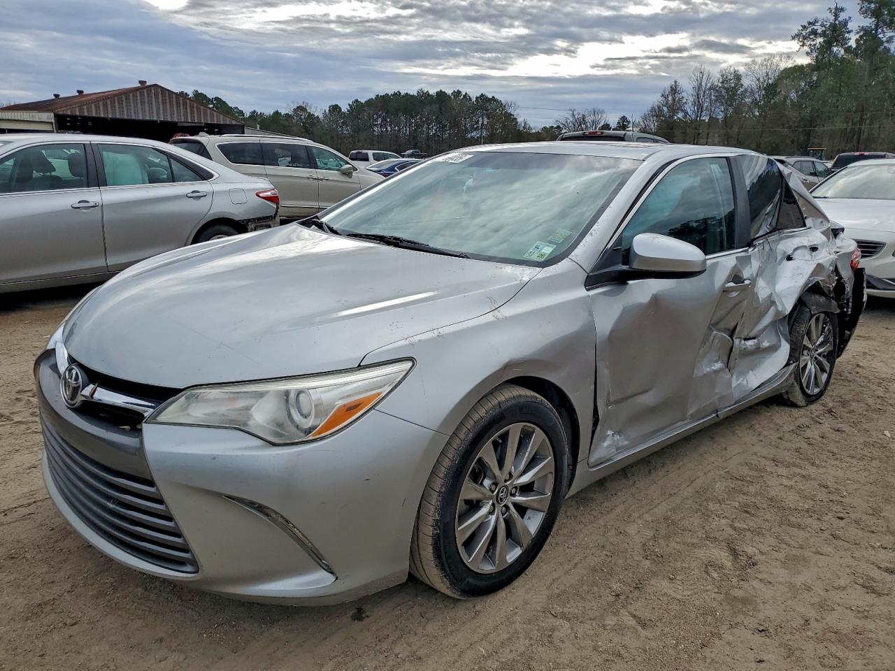 2017 TOYOTA CAMRY