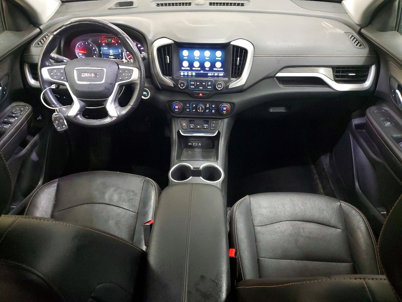 2018 GMC TERRAIN SLT photo 8