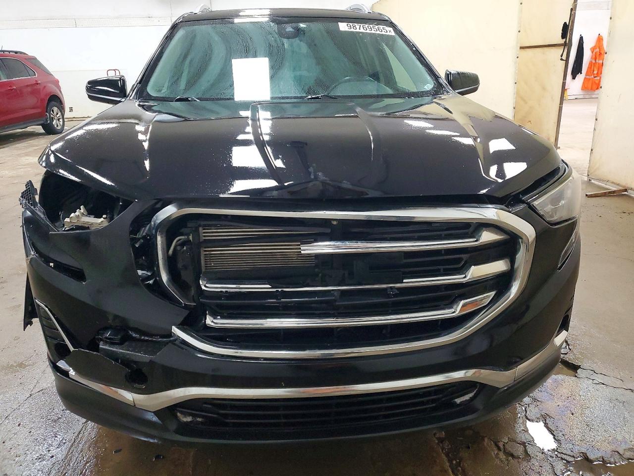 2018 GMC TERRAIN SLT photo 5